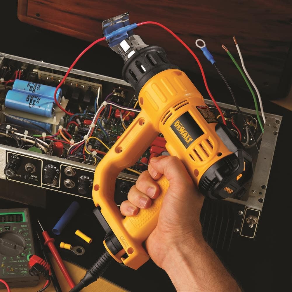 Súng nhiệt DEWALT có màn hình LCD và hộp cứng/bộ phụ kiện (D26960K), màu vàng
